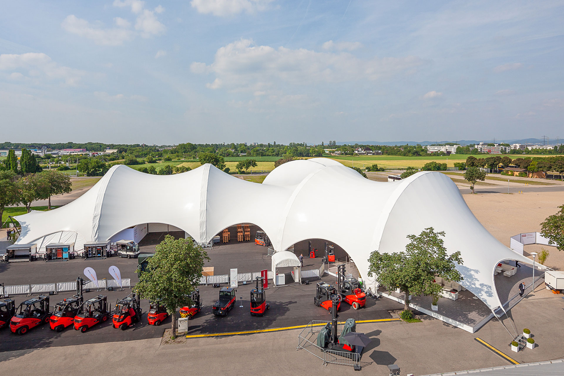 Spannbau Sonderkonstruktion von Kartbahn